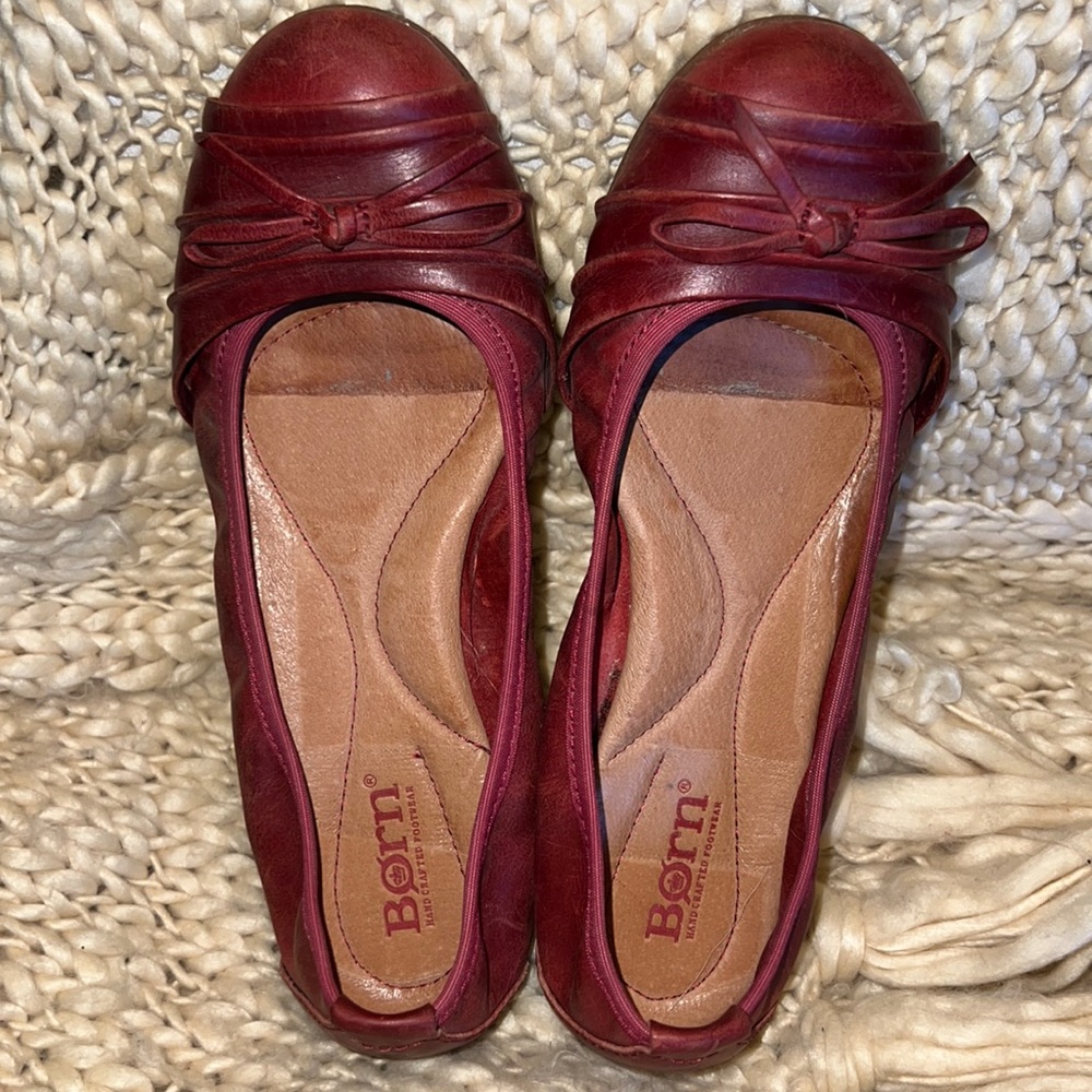 Born Chelan ballet flat in red (lobster) size 6 comes in original box